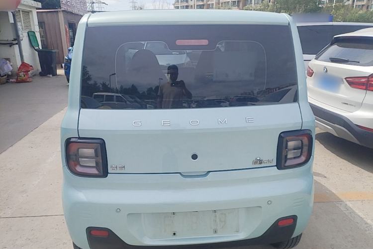 Used Geely Galaxy Panda 2024 Panda Mini 200km Endurance Bear Rear