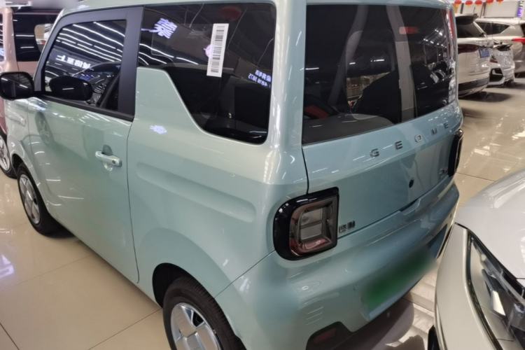 Used Geely Galaxy Panda 2024 Panda Mini 200km Endurance Bear Rear