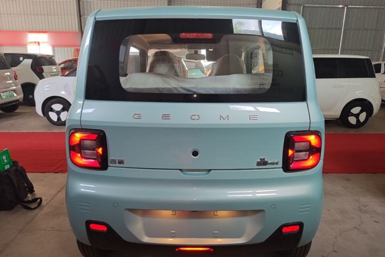 Used Geely Galaxy Panda 2024 Panda Mini 200km Endurance Bear Rear