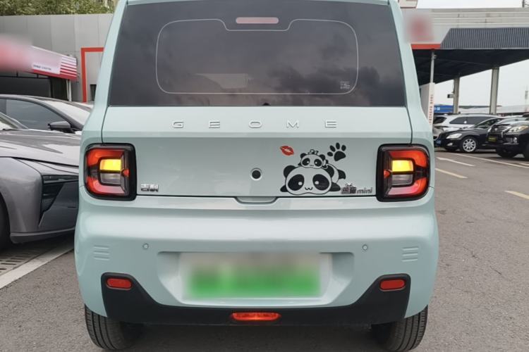 Used Geely Galaxy Panda 2024 Panda Mini 200km Endurance Bear Rear