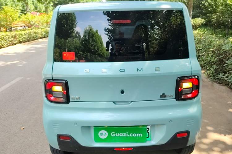 Used Geely Galaxy Panda 2024 Panda Mini 200km Endurance Bear Rear