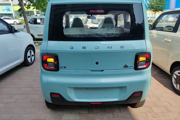 Used Geely Galaxy Panda 2024 Panda Mini 200km Endurance Bear Rear