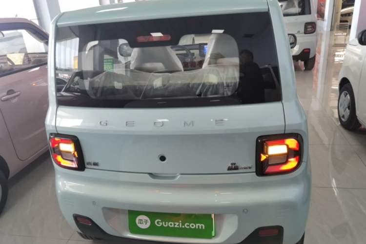 Used Geely Galaxy Panda 2024 Panda Mini 200km Endurance Bear Rear