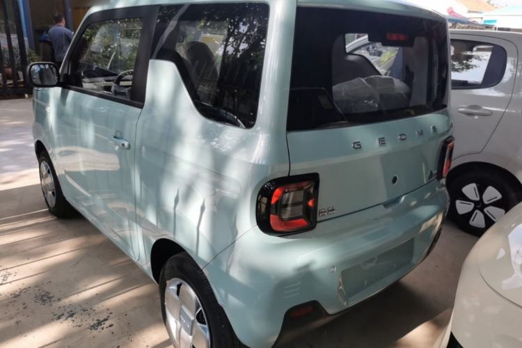 Used Geely Galaxy Panda 2024 Panda Mini 200km Endurance Bear Rear Left 45 Deg