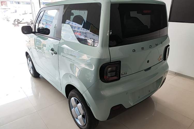Used Geely Galaxy Panda 2024 Panda Mini 200km Endurance Bear Rear Left 45 Deg