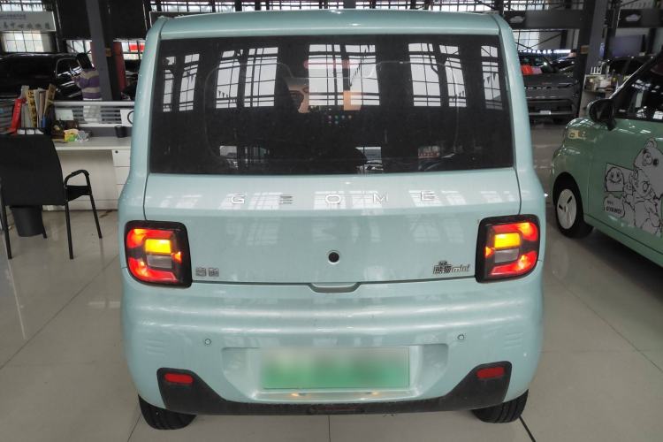 Used Geely Galaxy Panda 2024 Panda Mini 200km Endurance Bear Rear