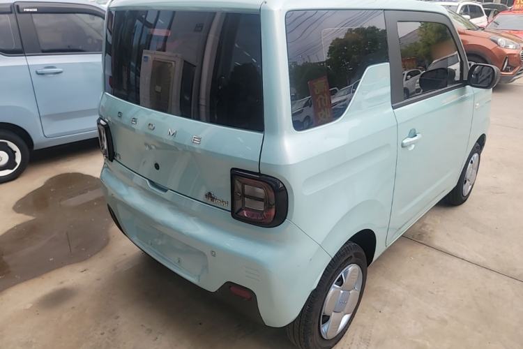 Used Geely Galaxy Panda 2024 Panda Mini 200km Endurance Bear Rear Right 45 Deg