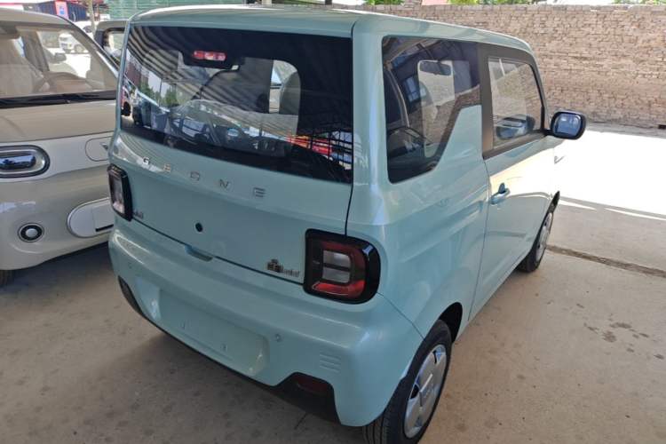 Used Geely Galaxy Panda 2024 Panda Mini 200km Endurance Bear Rear Right 45 Deg