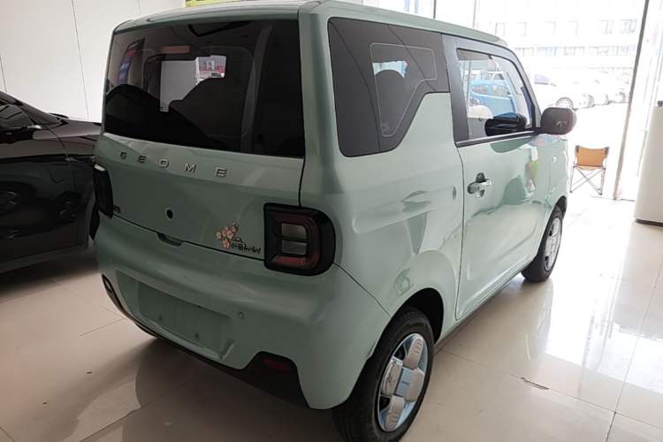 Used Geely Galaxy Panda 2024 Panda Mini 200km Endurance Bear Rear Right 45 Deg
