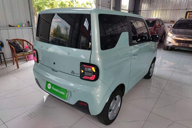 Used Geely Galaxy Panda 2024 Panda Mini 200km Endurance Bear Rear Right 45 Deg