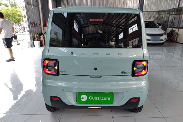 Used Geely Galaxy Panda 2024 Panda Mini 200km Endurance Bear Rear