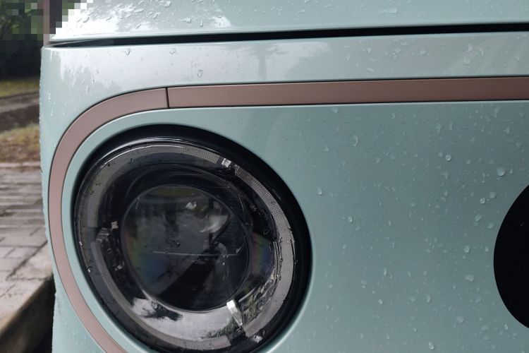 Used Geely Galaxy Panda 2024 Panda Mini 200km Endurance Bear Right Front Headlight