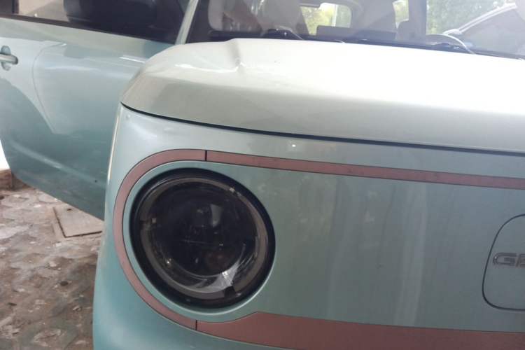 Used Geely Galaxy Panda 2024 Panda Mini 200km Endurance Bear Right Front Headlight