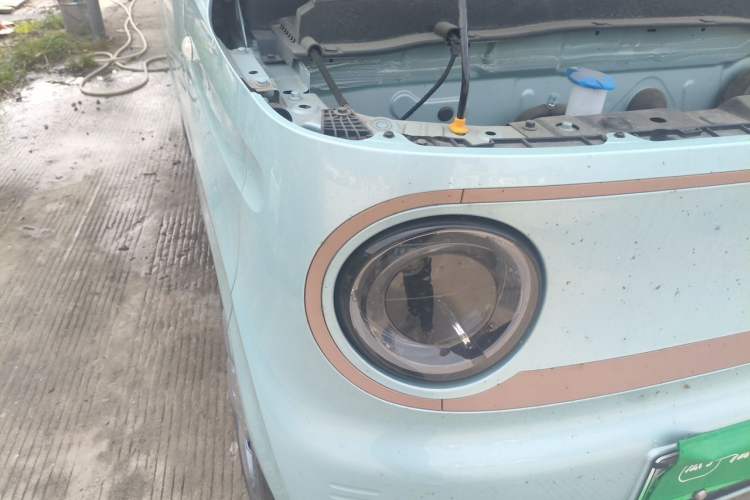 Used Geely Galaxy Panda 2024 Panda Mini 200km Endurance Bear Right Front Headlight