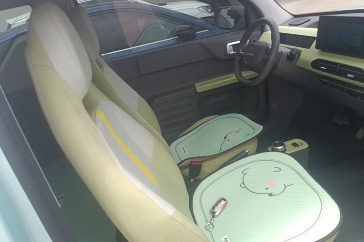 Used Geely Galaxy Panda 2024 Panda Mini 200km Longteng PRO Edition Right Front Seat