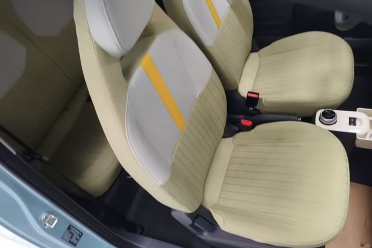 Used Geely Galaxy Panda 2024 Panda Mini 200km Endurance Bear Right Front Seat