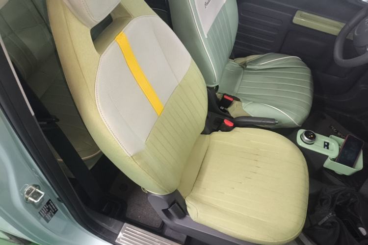 Used Geely Galaxy Panda 2024 Panda Mini 200km Endurance Bear Right Front Seat