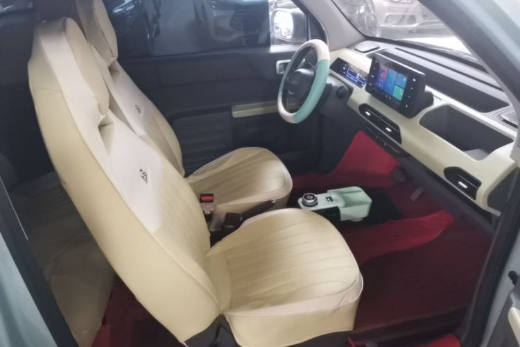 Used Geely Galaxy Panda 2024 Panda Mini 200km Endurance Bear Right Front Seat