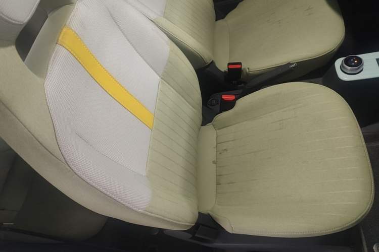 Used Geely Galaxy Panda 2024 Panda Mini 200km Endurance Bear Right Front Seat