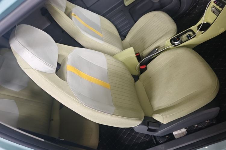 Used Geely Galaxy Panda 2024 Panda Mini 200km Endurance Bear Right Front Seat