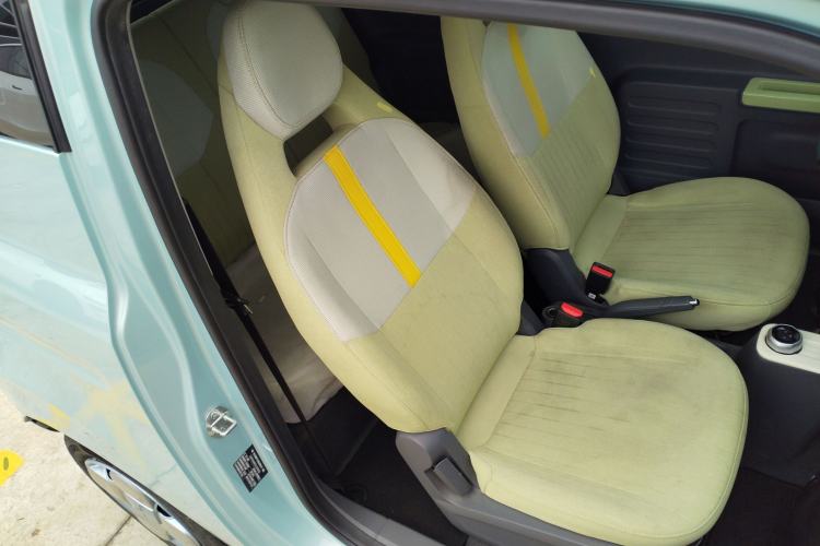Used Geely Galaxy Panda 2024 Panda Mini 200km Endurance Bear Right Front Seat