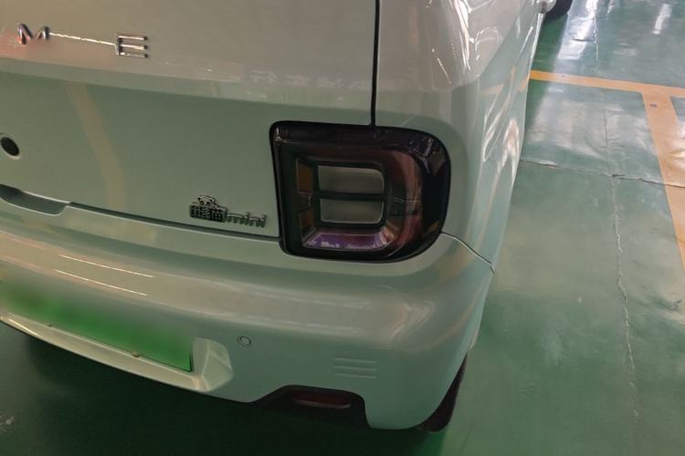 Used Geely Galaxy Panda 2024 Panda Mini 200km Endurance Bear Right Rear Taillight