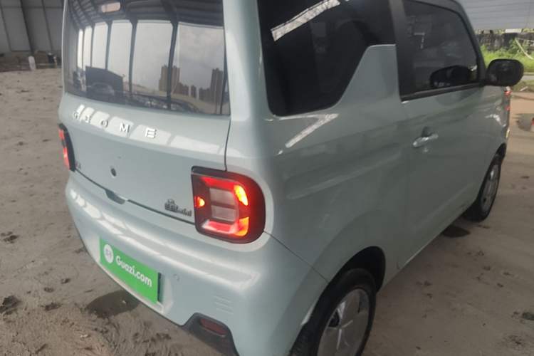 Used Geely Galaxy Panda 2024 Panda Mini 200km Endurance Bear Right Rear Taillight