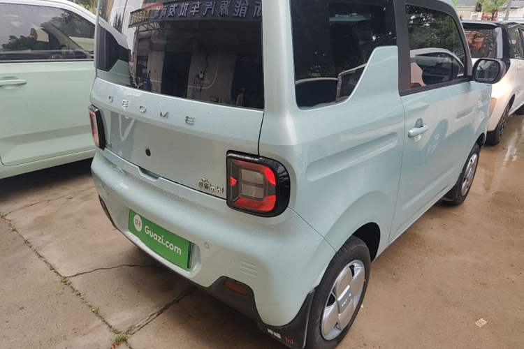 Used Geely Galaxy Panda 2024 Panda Mini 200km Endurance Bear Right Rear Taillight