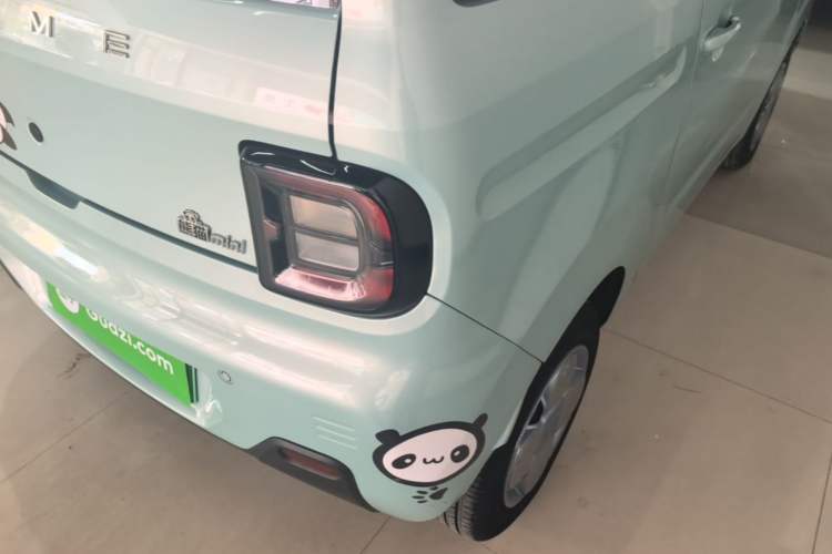 Used Geely Galaxy Panda 2024 Panda Mini 200km Longteng PRO Edition Right Rear Taillight