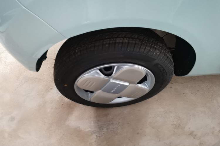 Used Geely Galaxy Panda 2024 Panda Mini 200km Endurance Bear Right Rear Wheel Hub