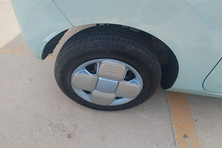 Used Geely Galaxy Panda 2024 Panda Mini 200km Endurance Bear Right Rear Wheel Hub