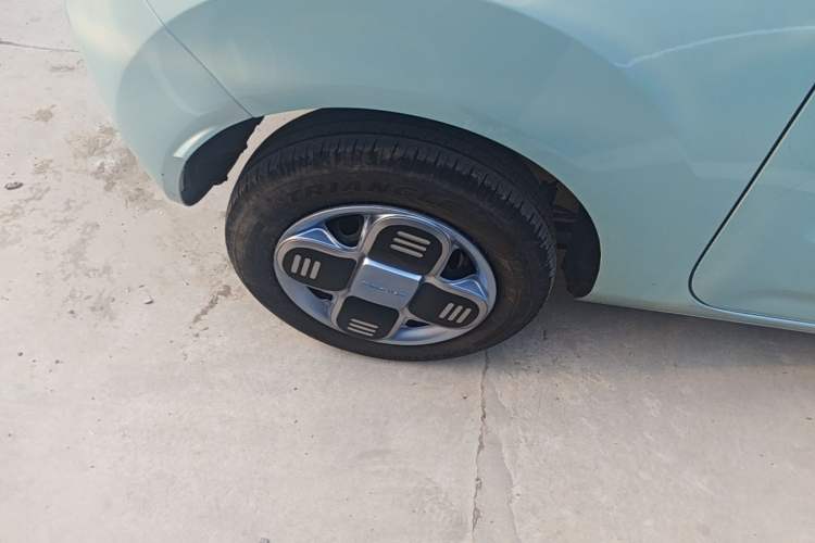 Used Geely Galaxy Panda 2024 Panda Mini 200km Endurance Bear Right Rear Wheel Hub