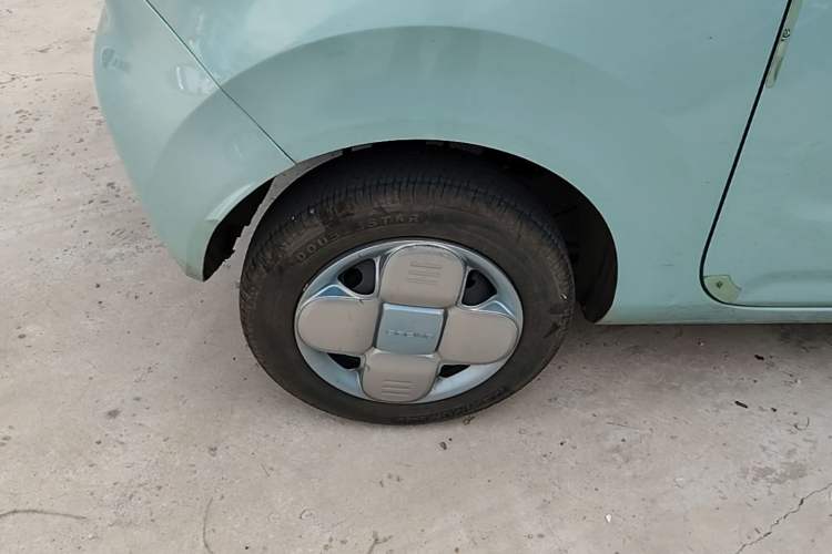 Used Geely Galaxy Panda 2024 Panda Mini 200km Endurance Bear Right Rear Wheel Hub