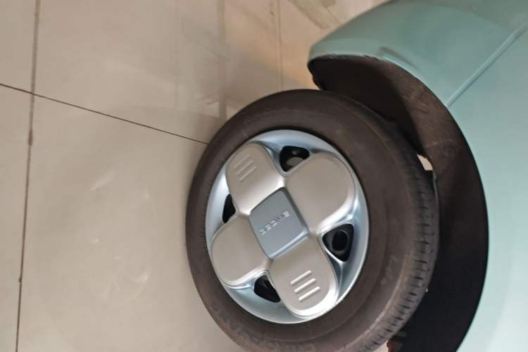 Used Geely Galaxy Panda 2024 Panda Mini 200km Endurance Bear Right Rear Wheel Hub