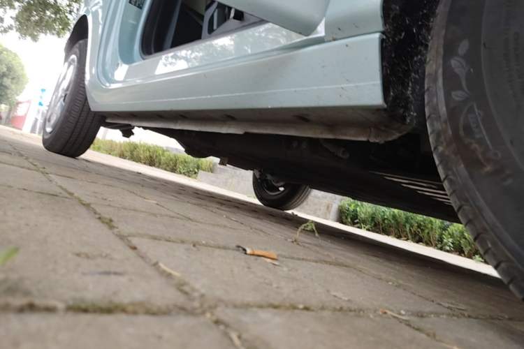 Used Geely Galaxy Panda 2024 Panda Mini 200km Endurance Bear Right Side Sill