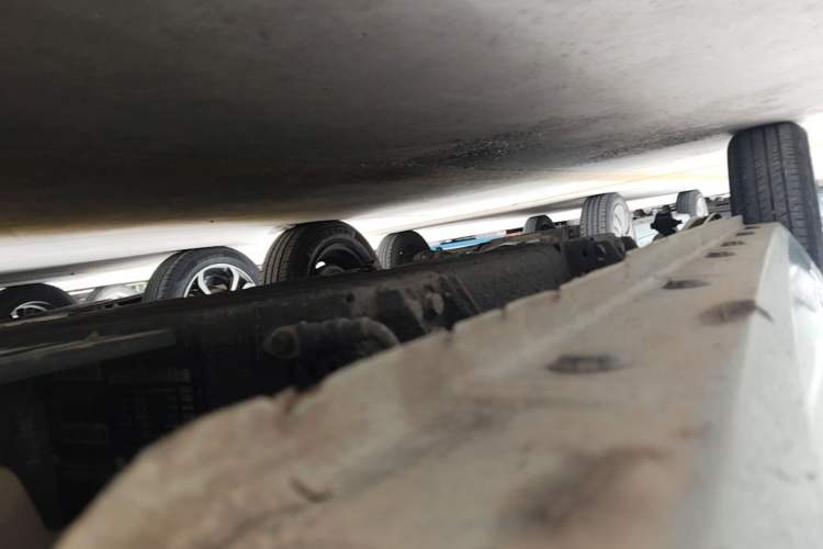 Used Geely Galaxy Panda 2024 Panda Mini 200km Endurance Bear Right Side Sill