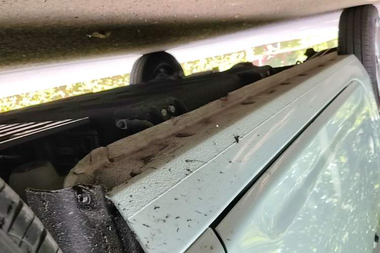 Used Geely Galaxy Panda 2024 Panda Mini 200km Endurance Bear Right Side Sill