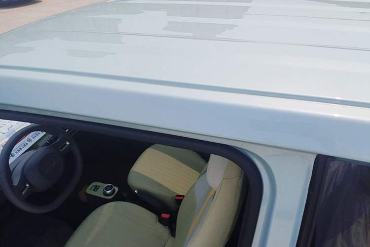 Used Geely Galaxy Panda 2024 Panda Mini 200km Endurance Bear Roof