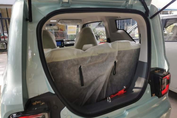Used Geely Galaxy Panda 2024 Panda Mini 200km Endurance Bear Trunk