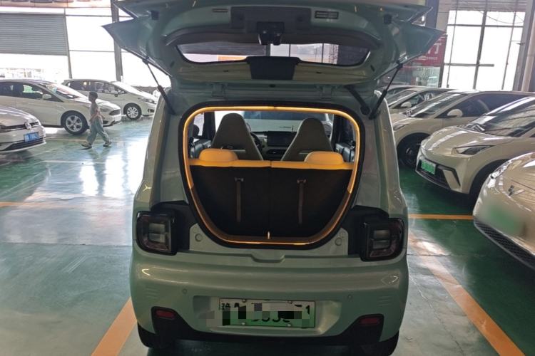 Used Geely Galaxy Panda 2024 Panda Mini 200km Endurance Bear Trunk