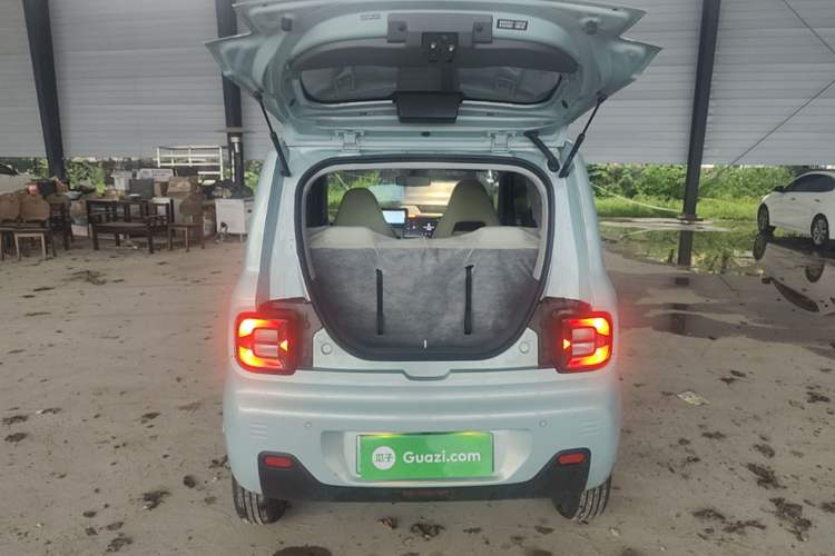 Used Geely Galaxy Panda 2024 Panda Mini 200km Endurance Bear Trunk