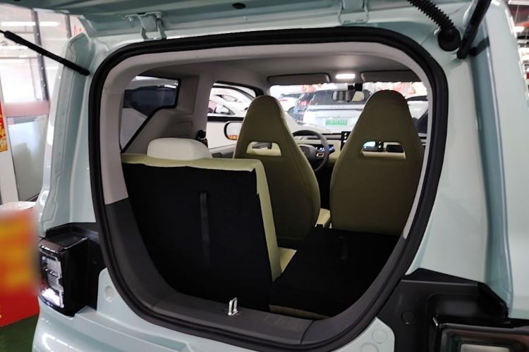 Used Geely Galaxy Panda 2024 Panda Mini 200km Endurance Bear Trunk