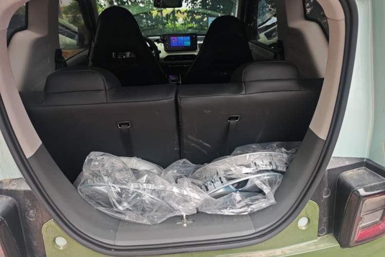 Used Geely Galaxy Panda 2024 Panda Mini 200km Endurance Bear Trunk
