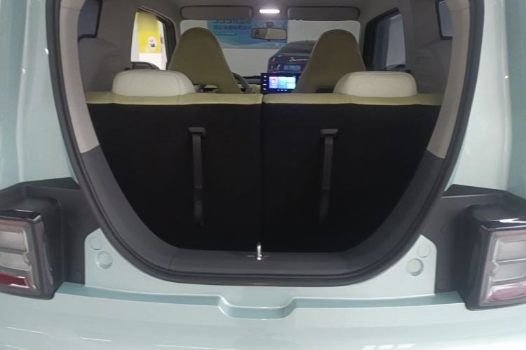 Used Geely Galaxy Panda 2024 Panda Mini 200km Endurance Bear Trunk