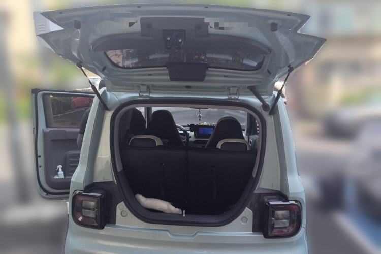 Used Geely Galaxy Panda 2024 Panda Mini 200km Endurance Bear Trunk