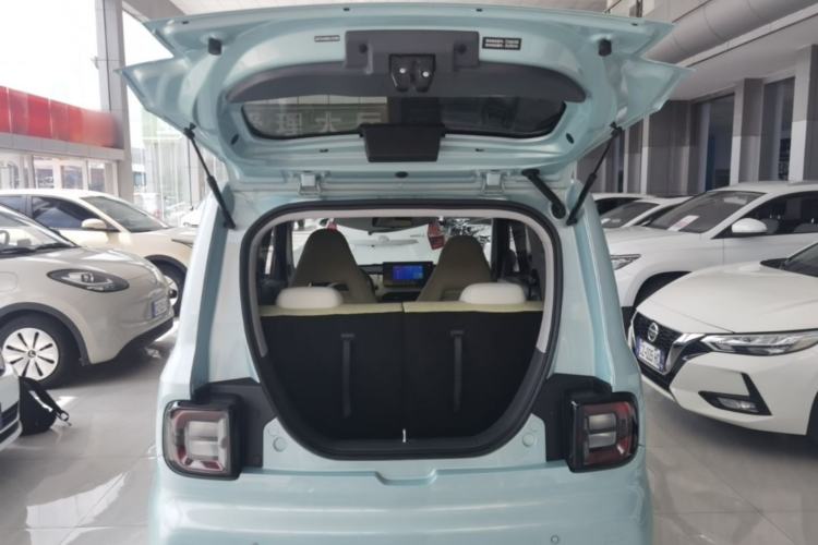 Used Geely Galaxy Panda 2024 Panda Mini 200km Endurance Bear Trunk