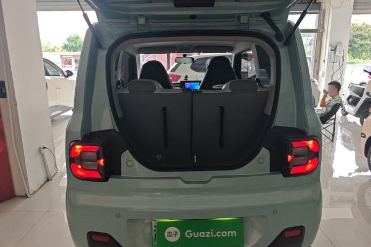 Used Geely Galaxy Panda 2024 Panda Mini 200km Endurance Bear Trunk