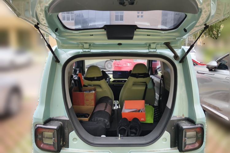 Used Geely Galaxy Panda 2024 Panda Mini 200km Endurance Bear Trunk