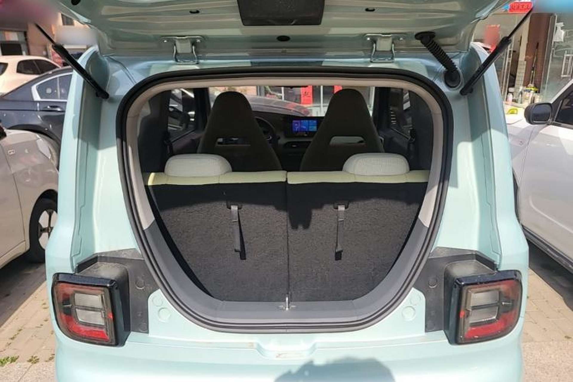 Used Geely Galaxy Panda 2024 Panda Mini 200km Endurance Bear Trunk