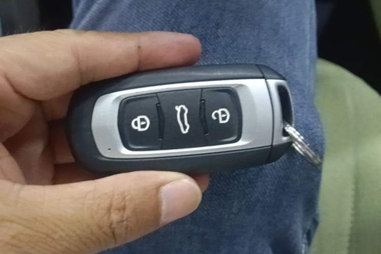 Used Geely Galaxy Panda 2024 Panda Mini 200km Endurance Bear Vehicle Key